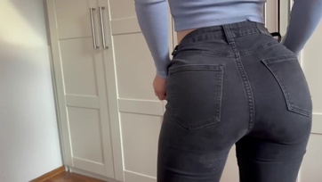 A bérlőtársam őrülten megdugott és persze teledurrantotta a kis puncikámat Thumb