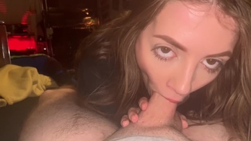 A mostohahúgocskám este beosont a hálószobámba hogy megtáncikálja a vastag pélómat Thumb