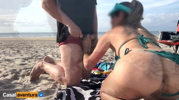 A nimfomán nejecskémet nem érdekelték az emberek, a parton kellett megdugnom a kis popolóját Thumb